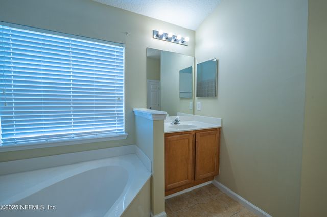 3466 LAUREL LEAF Drive, Orange Park, FL 32065