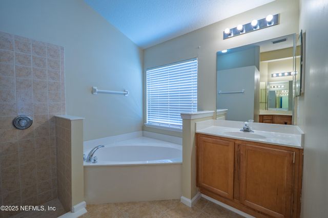 3466 LAUREL LEAF Drive, Orange Park, FL 32065