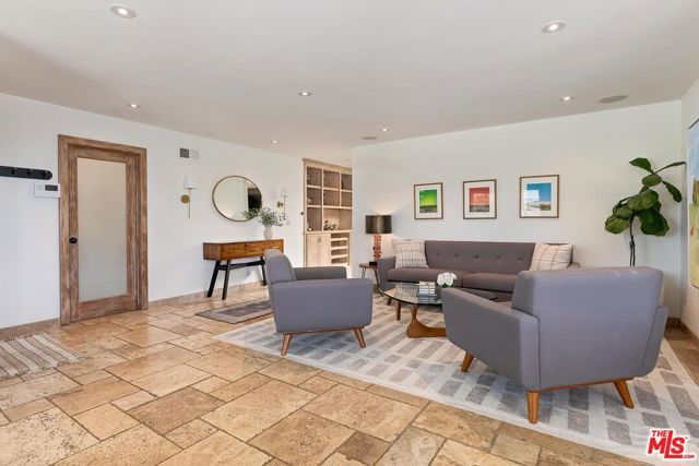 1592 Wilder Street, Thousand Oaks, CA 91362