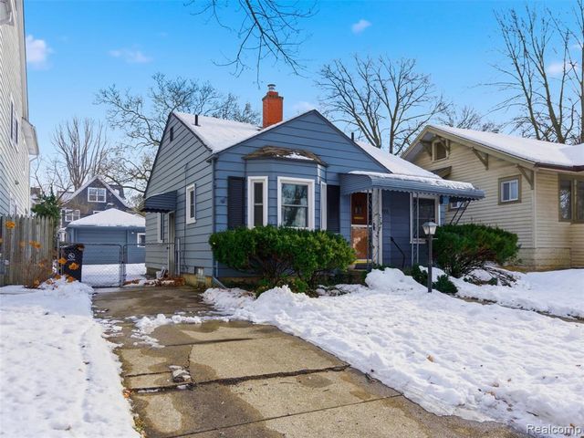 922 N Maple Avenue, Royal Oak, MI 48067