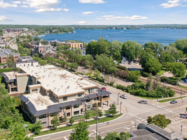 222 Ferndale Road S 206, Wayzata, MN 55391