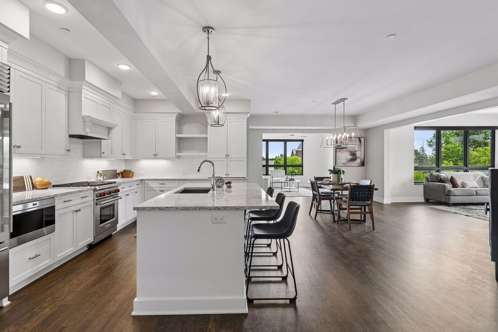 222 Ferndale Road S 206, Wayzata, MN 55391 — exterior