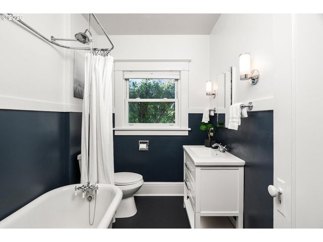 303 Se 86TH Ave, Portland, OR 97216