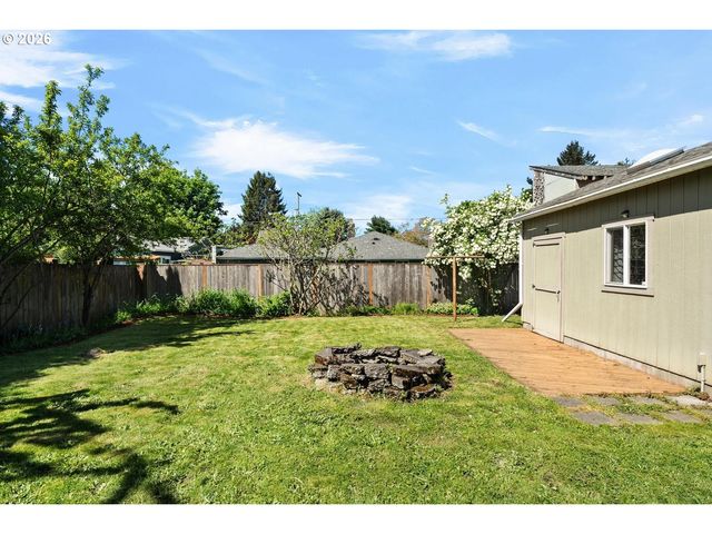 303 Se 86TH Ave, Portland, OR 97216