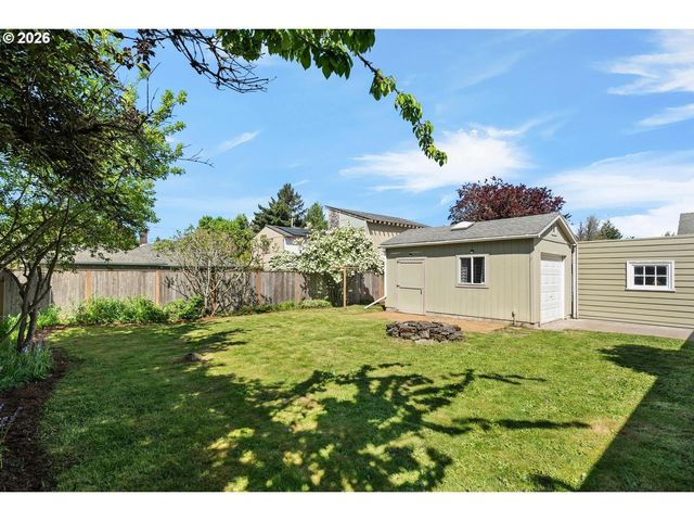 303 Se 86TH Ave, Portland, OR 97216