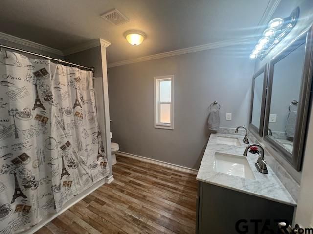 17323 Lakeview Dr, Flint, TX 75762