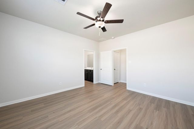 15515 Caramel Springs Drive, Conroe, TX 77303