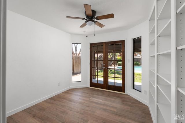 2529 Innisfree Drive, Bakersfield, CA 93309