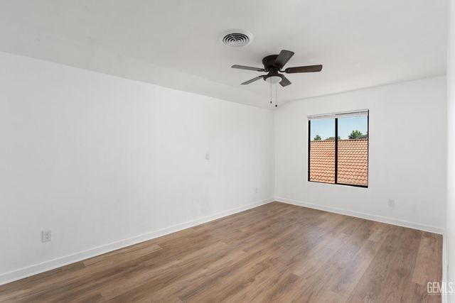 2529 Innisfree Drive, Bakersfield, CA 93309