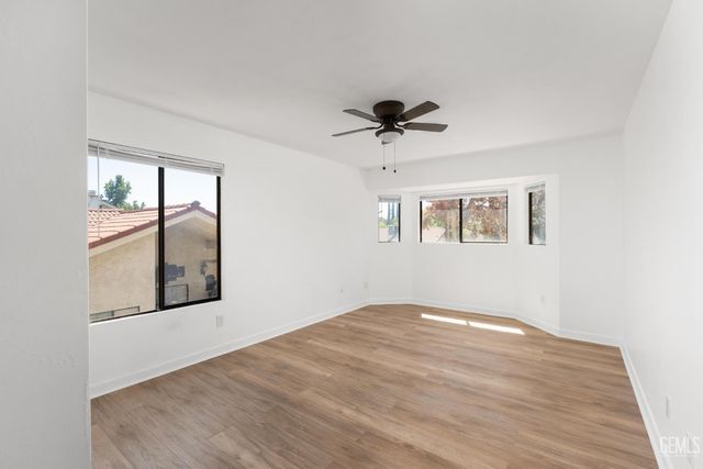 2529 Innisfree Drive, Bakersfield, CA 93309