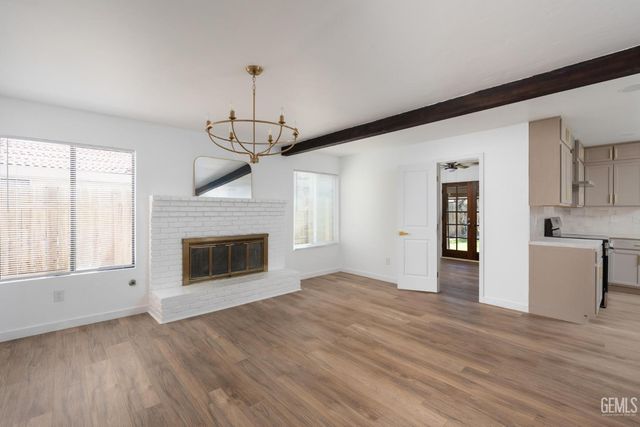 2529 Innisfree Drive, Bakersfield, CA 93309