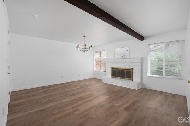 2529 Innisfree Drive, Bakersfield, CA 93309