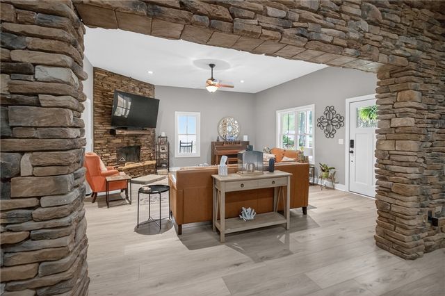 1504 Double Springs Road, Townville, SC 29689