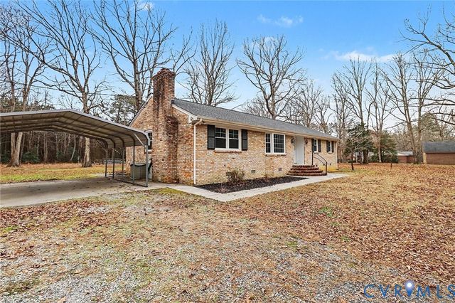 9107 Dabney Dr, Sutherland, VA 23885