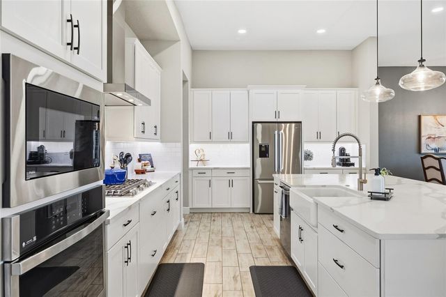 5989 GOLDEN NETTLE DRIVE, Apollo Beach, FL 33572