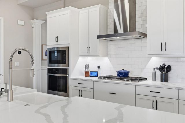 5989 GOLDEN NETTLE DRIVE, Apollo Beach, FL 33572