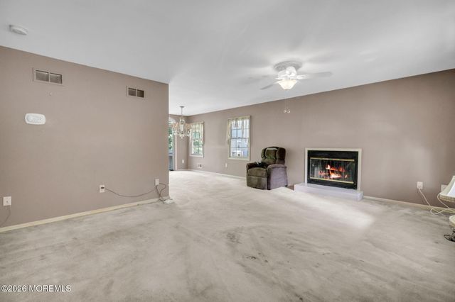 39 Ontario Avenue, Atlantic Highlands, NJ 07716
