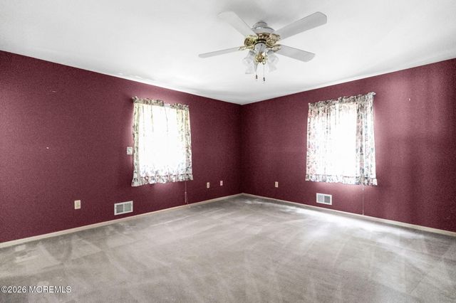 39 Ontario Avenue, Atlantic Highlands, NJ 07716