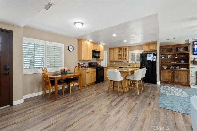 9716 Halberns Boulevard, Santee, CA 92071