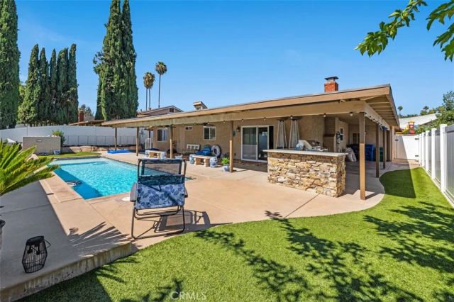 9716 Halberns Boulevard, Santee, CA 92071