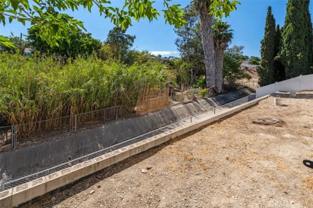 9716 Halberns Boulevard, Santee, CA 92071