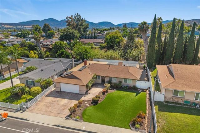 9716 Halberns Boulevard, Santee, CA 92071