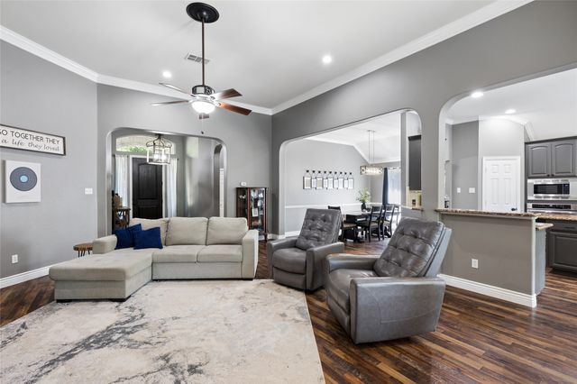 1573 Flying Jib Drive, Azle, TX 76020