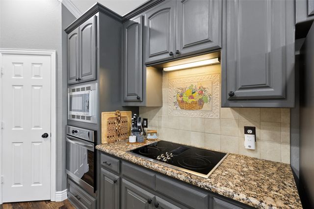 1573 Flying Jib Drive, Azle, TX 76020