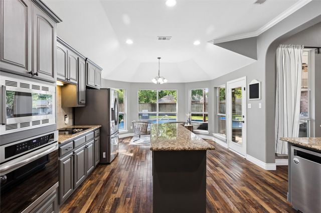 1573 Flying Jib Drive, Azle, TX 76020