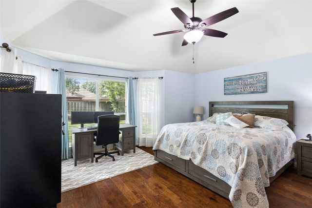 1573 Flying Jib Drive, Azle, TX 76020