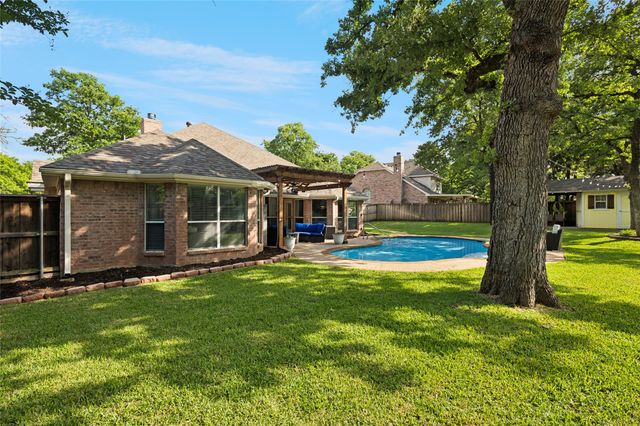 1573 Flying Jib Drive, Azle, TX 76020