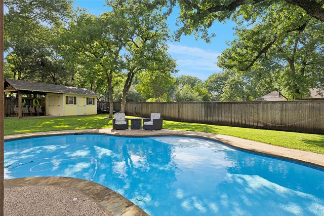 1573 Flying Jib Drive, Azle, TX 76020