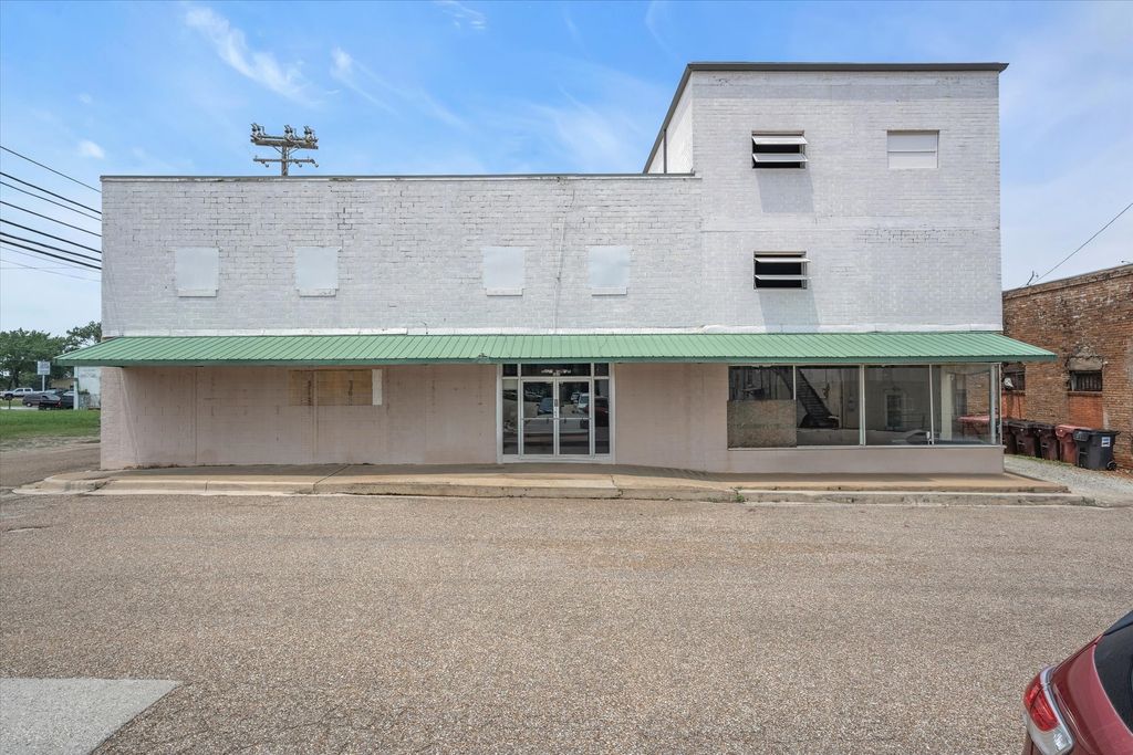 180 W Tyler Street, Canton, TX 75103