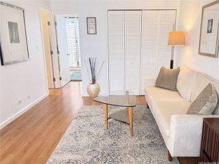 1099 Green Street A305, Honolulu, HI 96822