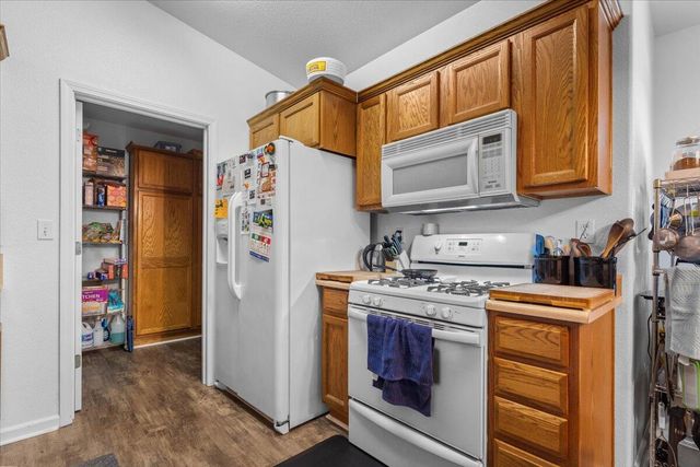 726 & 732 Stonebriar Trail, Redding, CA 96003