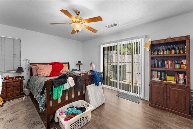 726 & 732 Stonebriar Trail, Redding, CA 96003