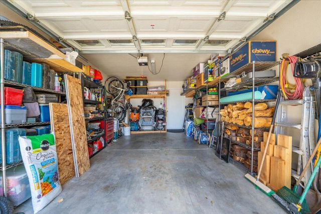 726 & 732 Stonebriar Trail, Redding, CA 96003