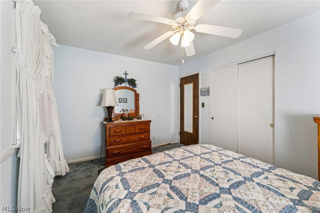 1215 Spruce Tree Lane, Amherst, OH 44001