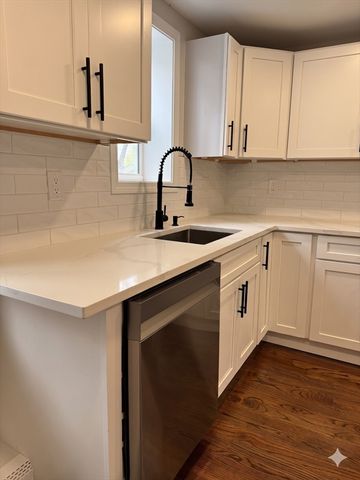 98 Elm St, Blackstone, MA 01504
