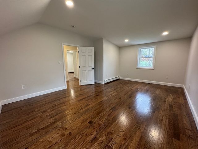 98 Elm St, Blackstone, MA 01504
