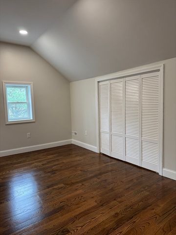98 Elm St, Blackstone, MA 01504