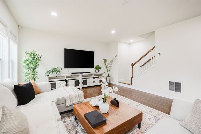 6 Audrina Lane, Grafton, MA 01536