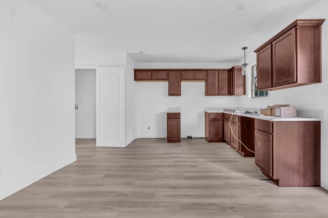 1162 Boulder Pass Road, Clarksville, TN 37042