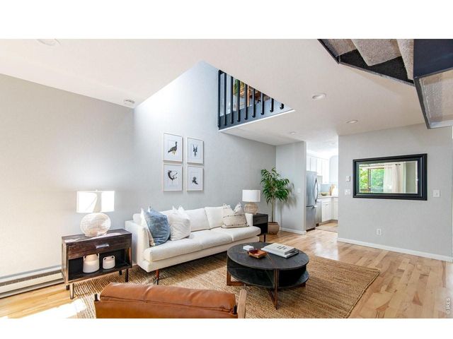 208 Pearl St, Boulder, CO 80302