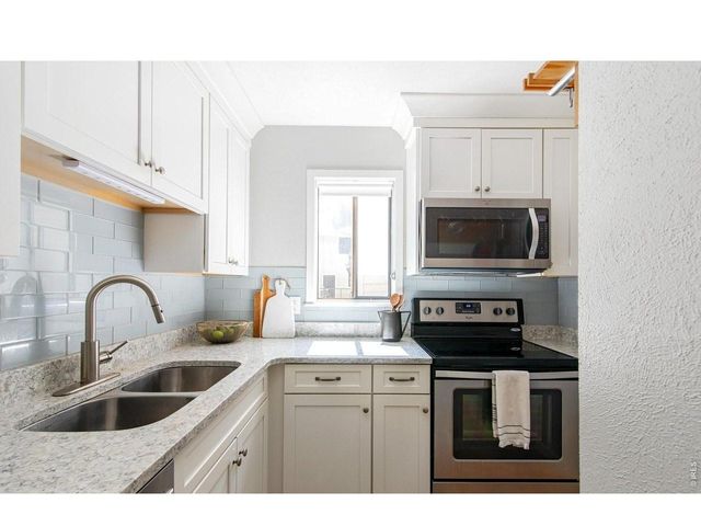 208 Pearl St, Boulder, CO 80302