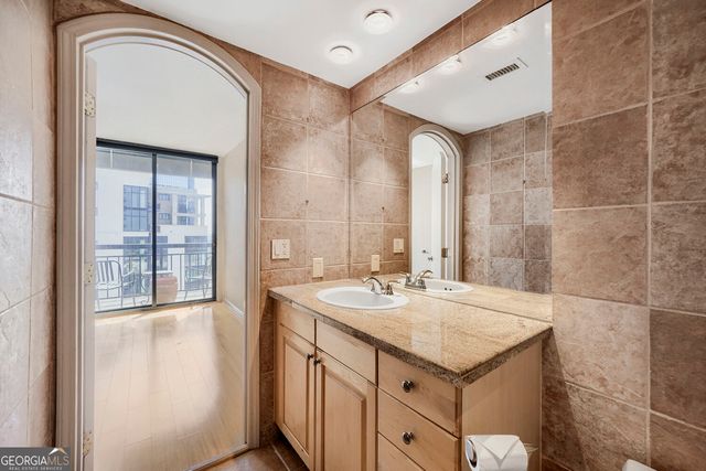 3481 Lakeside Drive NE 2905, Atlanta, GA 30326