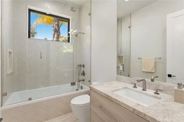 5334 Encino Avenue, Encino, CA 91316