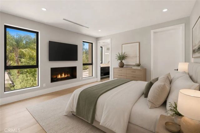 5334 Encino Avenue, Encino, CA 91316