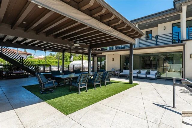 5334 Encino Avenue, Encino, CA 91316