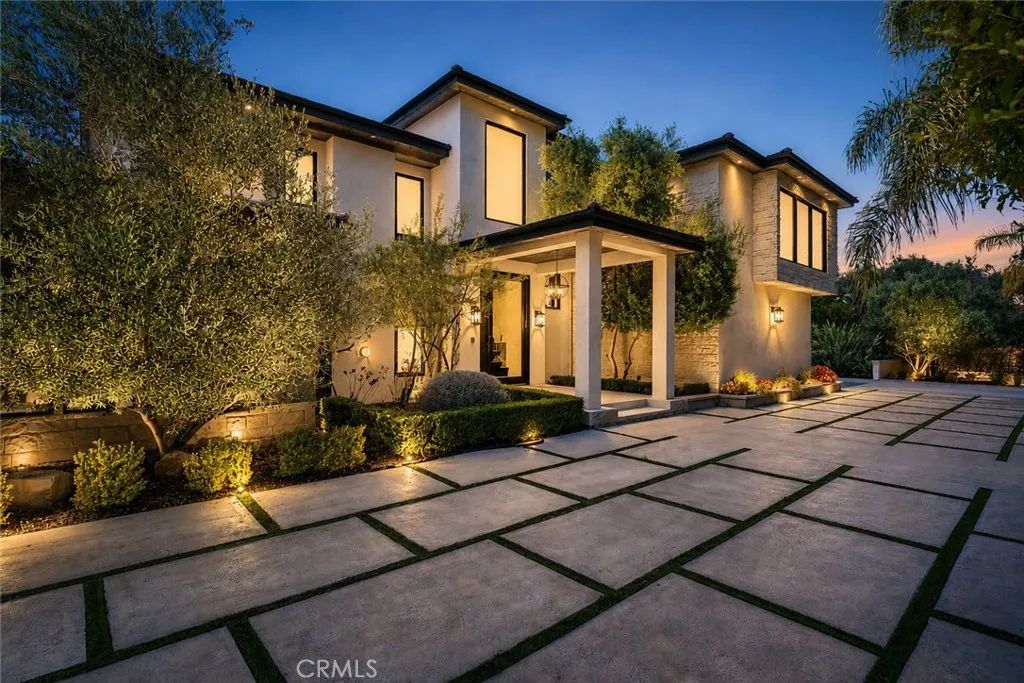 5334 Encino Avenue, Encino, CA 91316